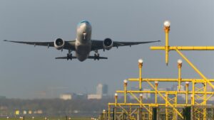 Extra vliegverkeer in de zomer